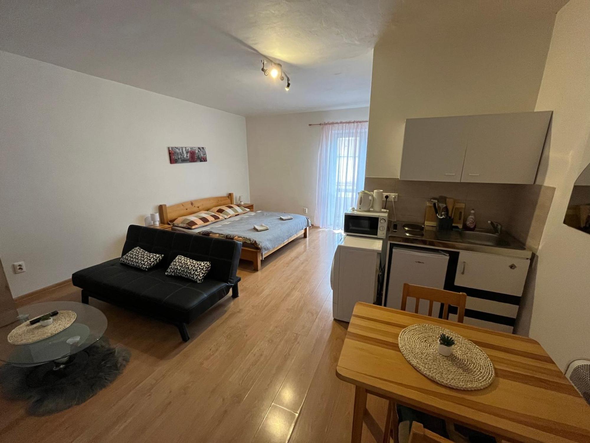 Apartman Centrum 班斯卡-比斯特里察 外观 照片